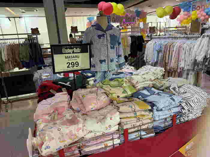 เสื้อผ้าเด็ก ที่ต้องมีติดตู้