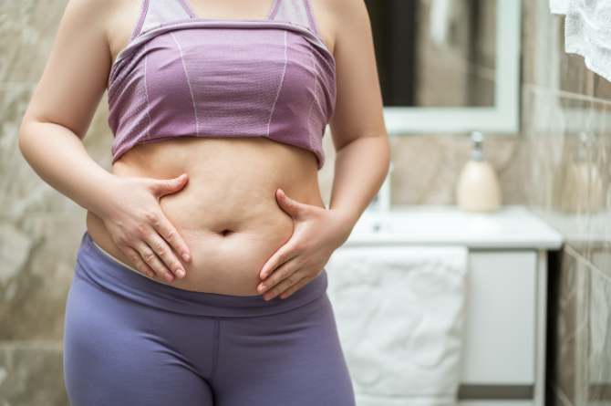 ผ่าคลอดพร้อมตัดหนังหน้าท้อง