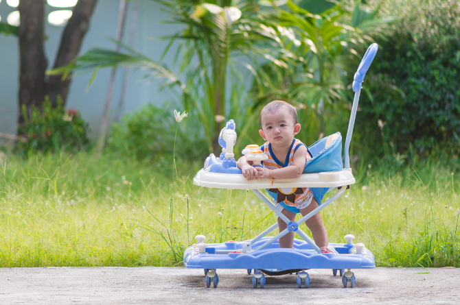 รถหัดเดินเด็ก