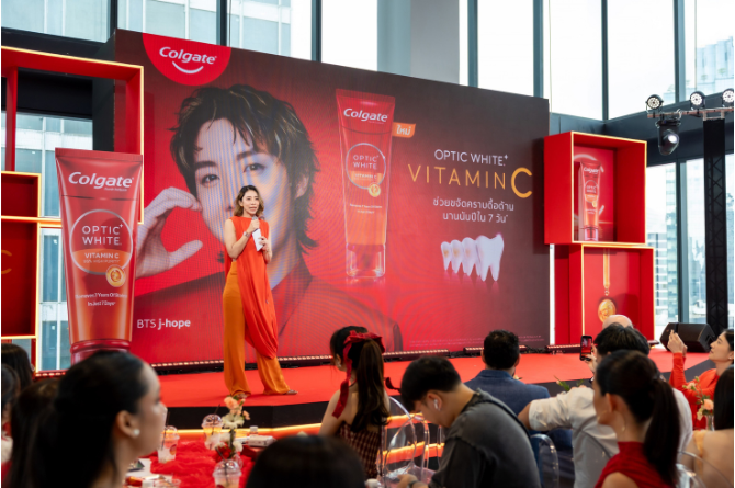 คุณเอริสา รุจิรวัฒน์ ผู้อำนวยการฝ่ายการตลาด ผลิตภัณฑ์คอลเกต ภูมิภาคอินโดจีน