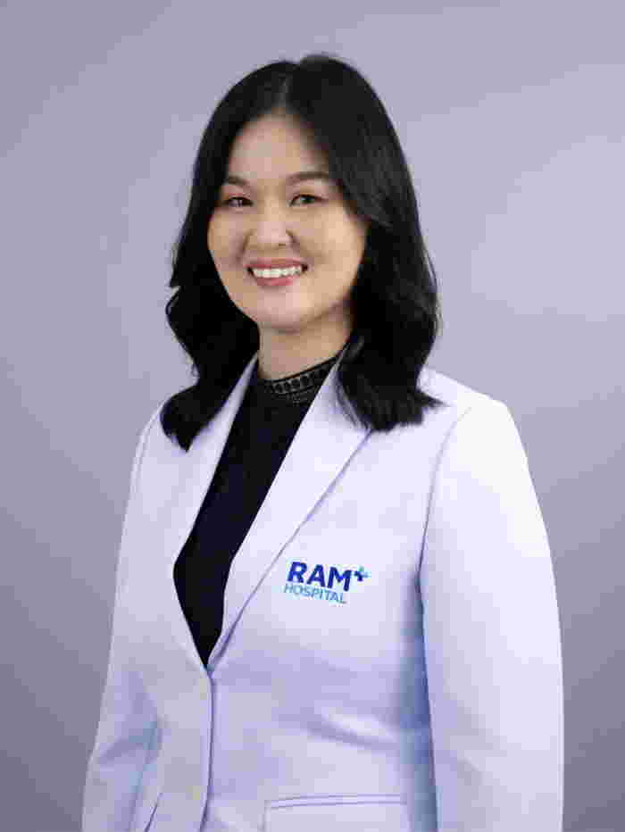 พญ. ตวงพร ตุรงค์สมบูรณ์