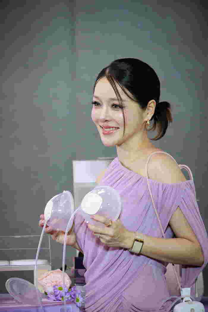 เครื่องปั๊มนมแฮนด์ฟรีรุ่นใหม่ Philips Avent