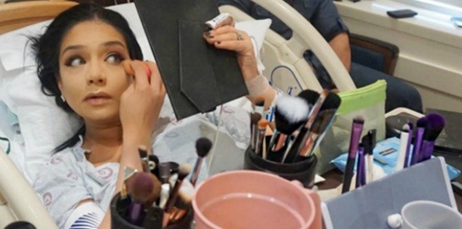 6 mums discuss beauty tips that help boost confidence during labour