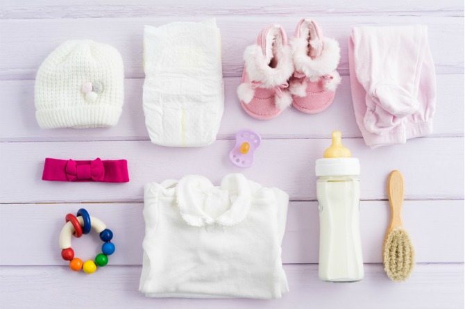 5 best types of preloved baby items new mothers should have