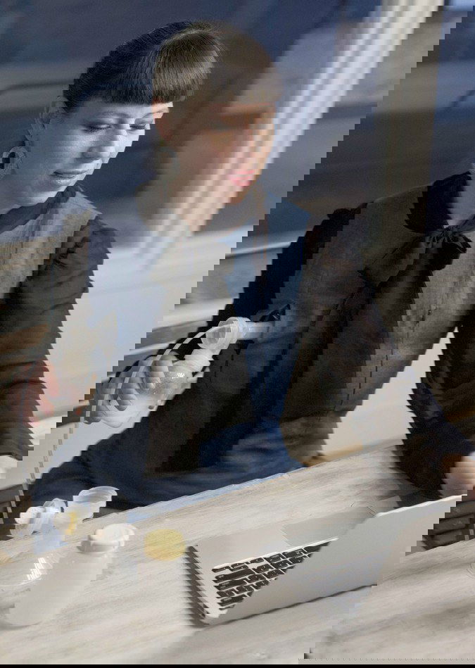 How you can breastfeed in style!