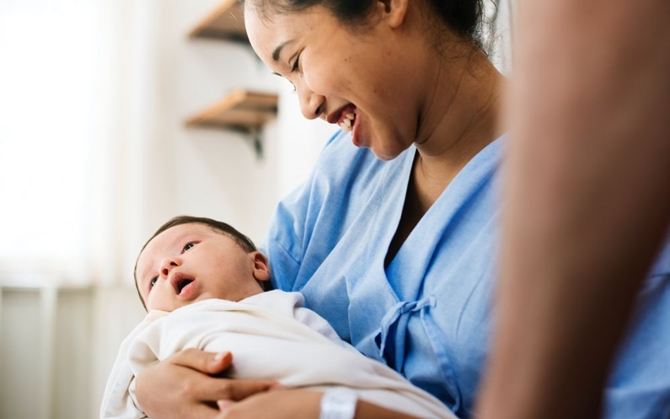Menjadi Ibu Baru Bukan Mudah, Namun Ini 10 Kesilapan Utama Ibu Baru Sering Lakukan