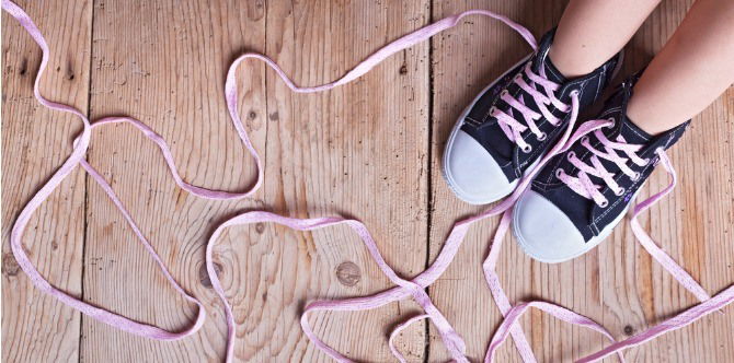 Genius Way To Teach Your Kids To Tie Their Shoe Laces