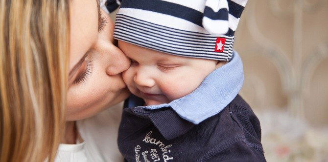 Anda Demam Selesema? Tolong Jangan Cium Bayi Saya!