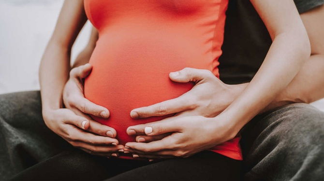 4 Perkara Suami Boleh Buat Ketika Isteri Alami Sakit Kontraksi, Belajar Sekarang Ya!