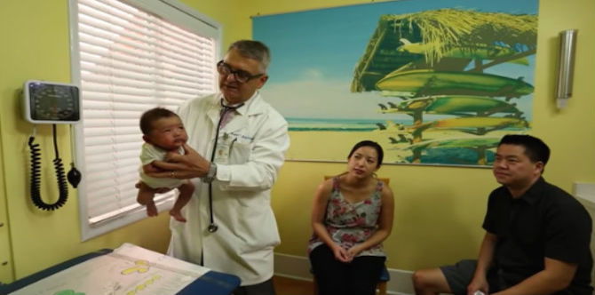 Cara Tenteramkan Bayi yang Sedang Menangis, Seperti yang Dikongsikan Oleh Seorang Pakar