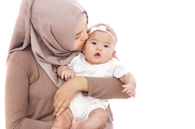 Ibu Bapa Patut Berhenti Buat 5 Amalan Yang Tak Berfaedah Ini!