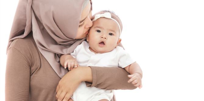 Ini Sebabnya Kenapa Ibu Menyusu Berat Badan Naik, Dan Tak Turun-Turun Pun!