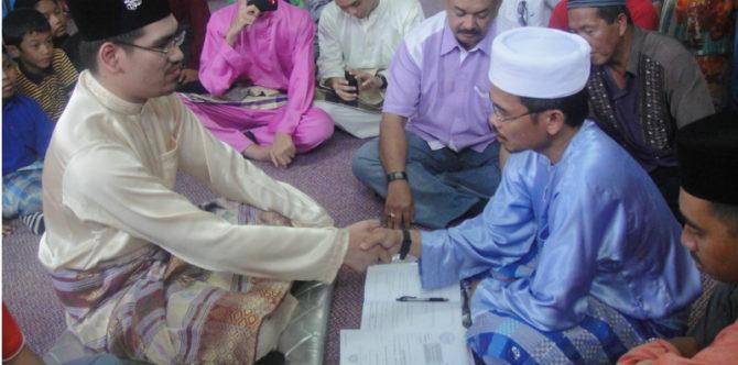 "Sebelum Pasang Niat Nak Curang, Ingat Janji Anda Masa Akad Nikah Dulu!"