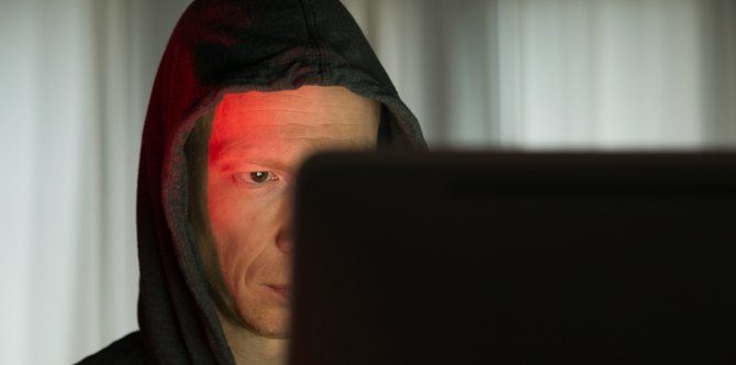 Bapa Ini Tunjuk Mesej Bahaya Yang Dihantar Pada Anaknya Dari Aplikasi Muzik Popular!