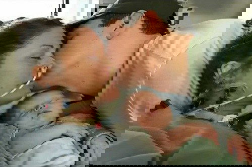 Jangkitan Bakteria Lepas Bersalin Mampu Makan Organ Seperti Kisah Ibu Ini