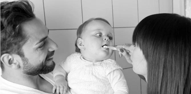 Bila Dan Bagaimana Cara Terbaik Untuk Memberus Gigi Bayi Anda?
