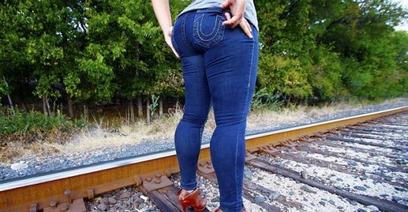 Perempuan dengan punggung besar cenderung lebih bijak dan sihat!