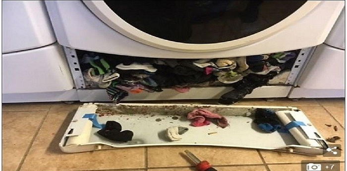 Selalu stokin hilang sebelah? Cuba check dalam mesin anda seperti ini, anda pasti terkejut!
