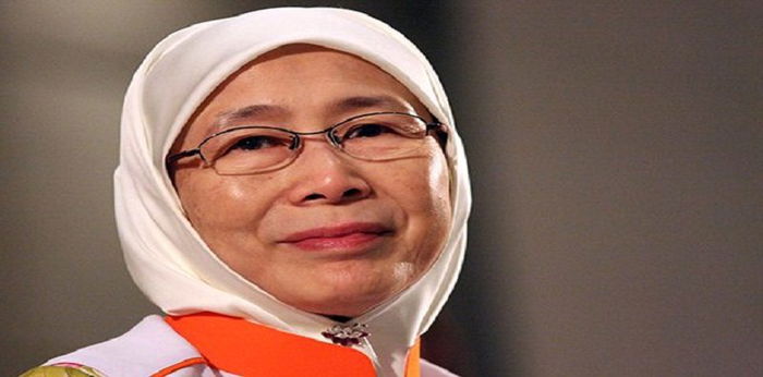 7 perkara anda perlu tahu tentang Timbalan Perdana Menteri wanita pertama Malaysia - Wan Azizah Wan Ismail