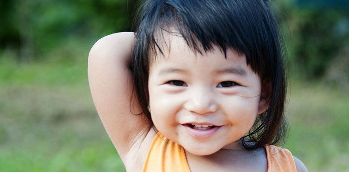 "Ibu, saya sudah masuk 2 tahun 8 bulan! Saya suka sangat mewarna!"