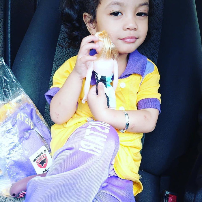 kes dera anak, dera anak, dera budak, pengasuh dera anak, cikgu pukul anak, anak tak nak sekolah, paksa anak sekolah