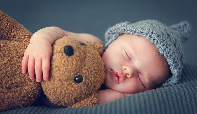 Perkembangan & Milestone Bayi 3 Minggu, Dah Boleh Buat Tummy Time