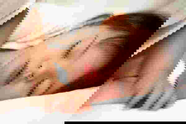 cara membuat bayi tidur nyenyak, cara tidurkan bayi, cara menidurkan bayi, cara tidurkan anak kecil, cara tidurkan anak, cara tidurkan baby, cara tidurkan bayi baru lahir, menidurkan anak, tidurkan anak, tidurkan bayi, tidurkan anak, tips tidurkan anak, tips menidurkan bayi
