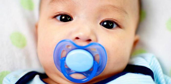 Bersihkan Puting Bayi Dengan Air Liur Anda Boleh Cegah Alergi! - Kajian