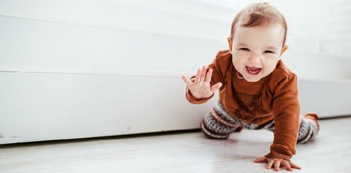 Risau Pula Tengok Bayi Merangkak, Tapi Ke Belakang, Apa Boleh Saya Buat?