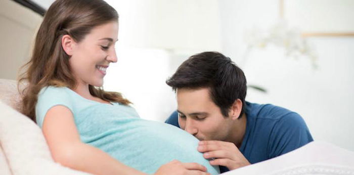 6 Cara Melayan Isteri Ketika Trimester Ketiga, Barulah Hubungan Bertambah Erat