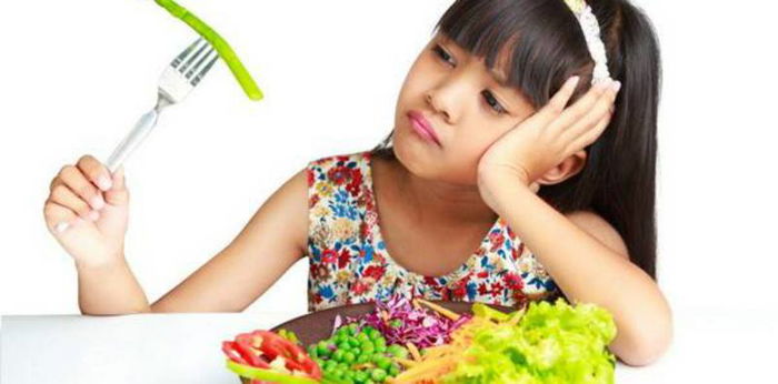 Suruh Makan Sayur, Mulalah Wajah Anak Berkerut! Ini 7 Cara Berkesan Didik Si Kecil Makan Sayur