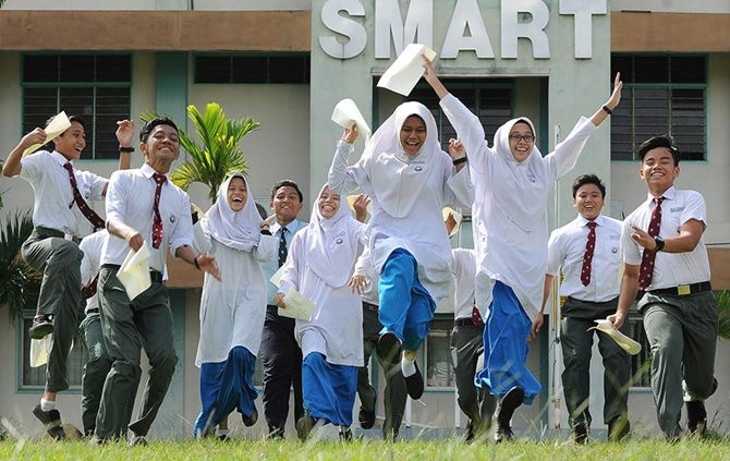 Ini Senarai Sekolah Menengah Terbaik Di Malaysia, Ayuh Tanam Semangat Dalam Diri Anak Untuk Sambung Pengajian Di Sini!