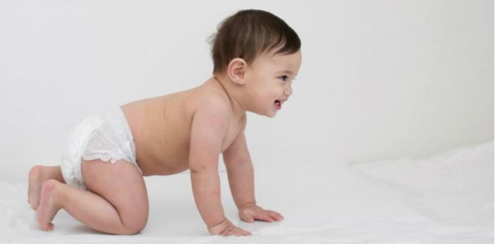 9 Sebab Kenapa Bayi 9 Bulan Belum Merangkak, Ibu Ayah Kena Perhatikan Punca Ini