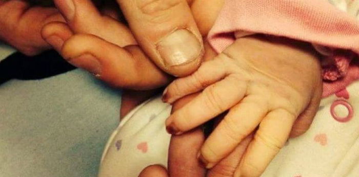 Isteri Tanggung Sakit 33 Jam Untuk Lahirkan Bayi Cacat Yang Sudah Mati Dalam Kandungan