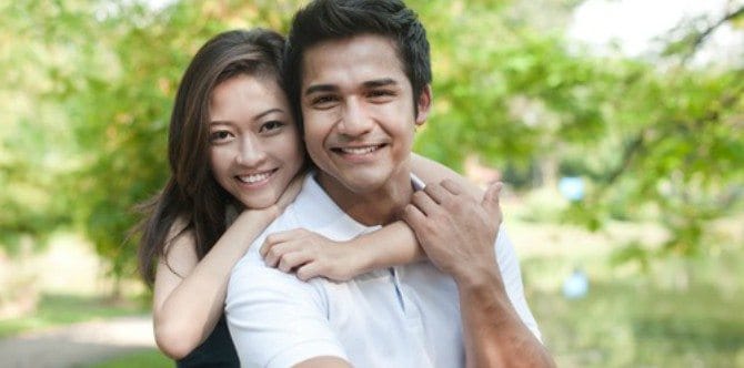 5 ways to keep your husband faithful, according to experts