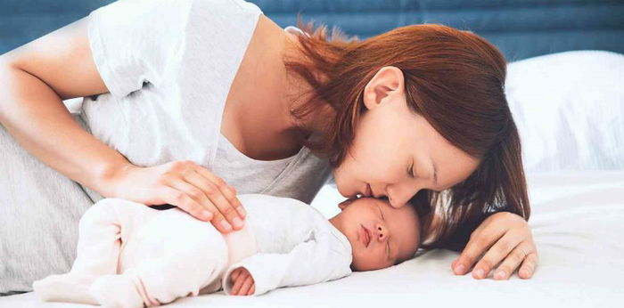 10 Essential Eco-Friendly Products for New Mamas