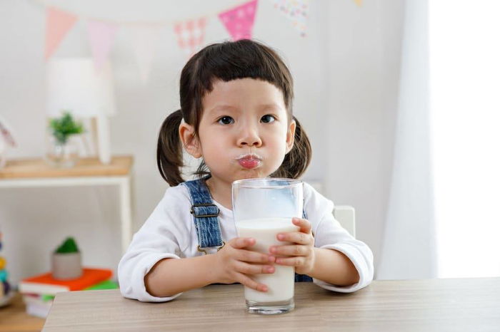 Facts Vs Myths About Formula Milk Every Parent Should Know