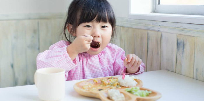 Risau Berat Anak 2 Tahun Tak Naik-Naik, Ini 5 Makanan Buat Si Kecil Nampak Gemuk