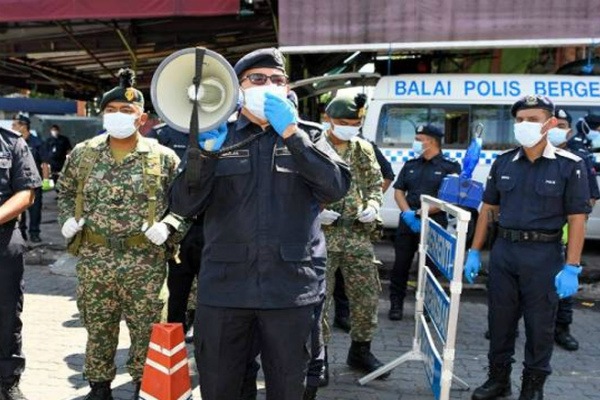 ujian saringan kontak rapat didapati negatif
