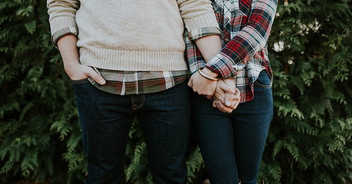 Don’t Do This When You Give a Gift to Your Boyfriend