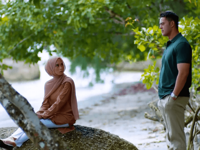 Ketepikan Ego, Genggam Tangan & Minta Maaf Pada Pasangan Sebelum Tidur - Rahsia Perkahwinan Berjaya!