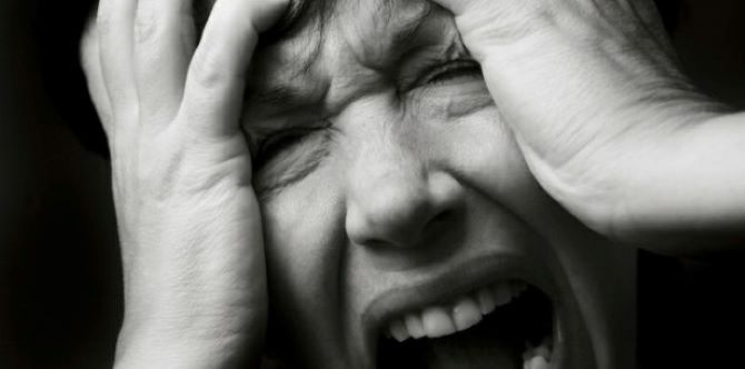 Anak Cerita Lihat Bapa Berpeluk Atas Katil Dengan Perempuan Lain, Isteri Murung Hingga Nak Campak Bayi