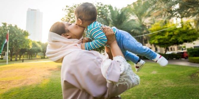 Serba Salah Nak Ada Bayi No.2, Risau Yang Pertama Rasa Terpinggir? Ini Caranya