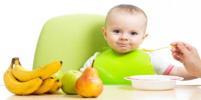 Makanan Apa Yang Sesuai Untuk Diberikan Buat Pertama Kali Pada Bayi 6 Bulan?Jom Lihat!