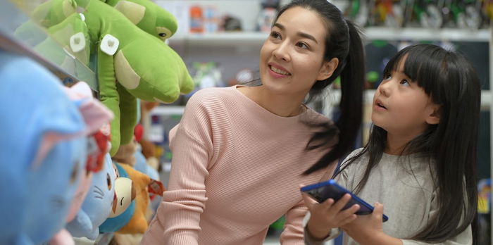 Understanding How To Handle Money Through Real Life Experiences
