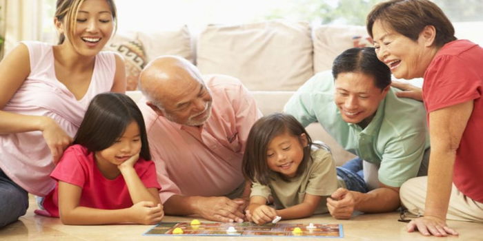 5 Aktiviti Permainan Keluarga Ini Baik Untuk Meningkatkan Tahap IQ Anak, Ibu Bapa!