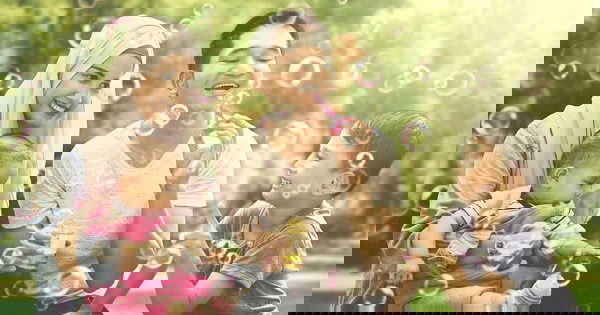 20 Doa Untuk Anak Setiap Hari, Amalkan Agar Anak Berjaya Dunia Dan Akhirat!