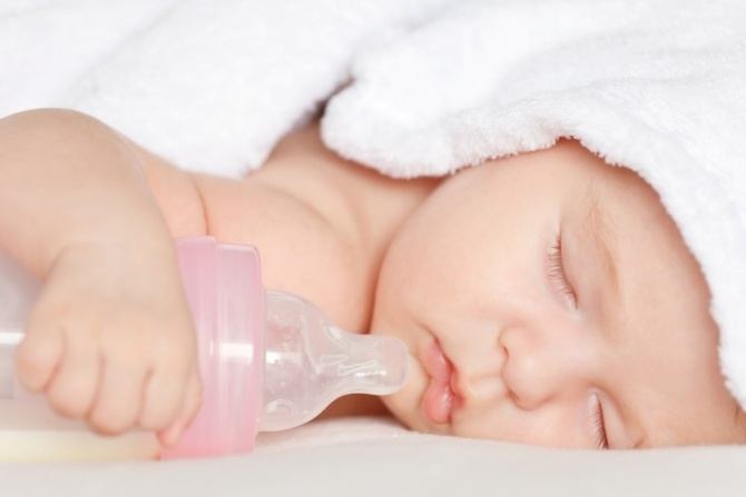 Si Manja Menolak Penyusuan Botol? Ini Tips Untuk Para Ibu Amalkan!