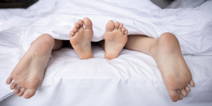 Lama 'Puasa' Kerana Isteri Berpantang, Ini Tips Supaya Suami TAHAN Lama Di Ranjang!