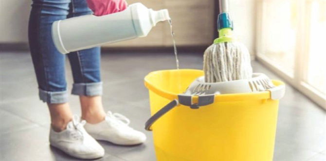 Pencuci Lantai Rumah DIY, Hanya Guna Bahan Di Dapur, Confirm Berkesan & Selamat Untuk Si Kecil